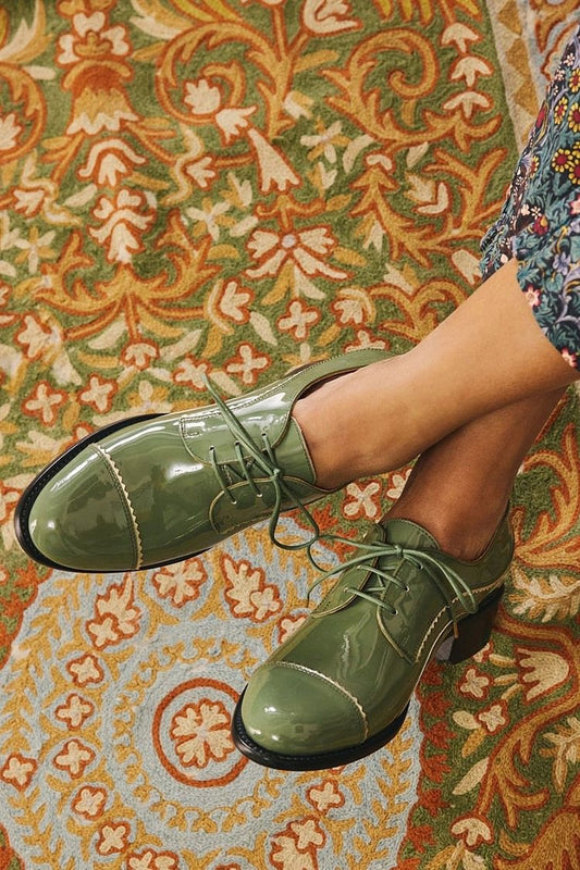 Round Toe Lace Up Contrast Trim Green Oxfords [Pre Order]