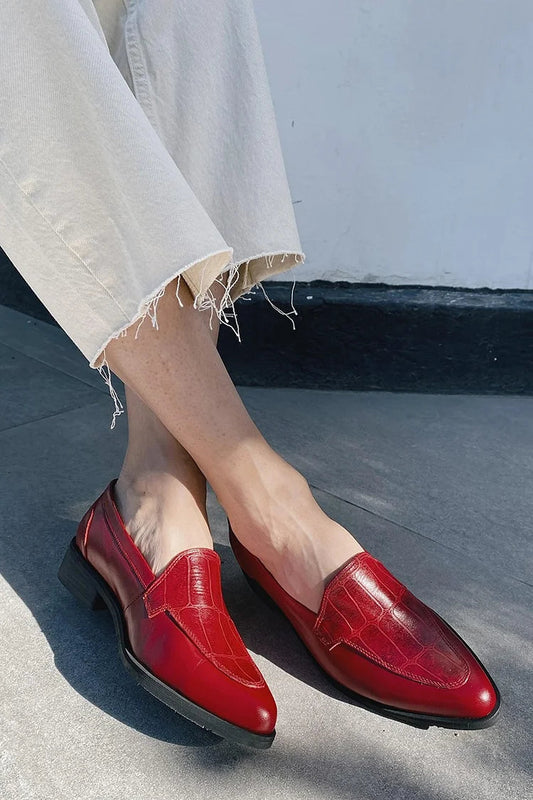 Crocodile Print Patchwork Pointed Toe Red Loafers [Pre Order]