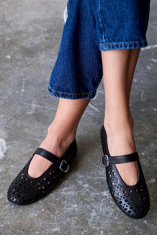 Round Toe Hollow Out Instep Strap Buckle Black Flats [Pre Order]