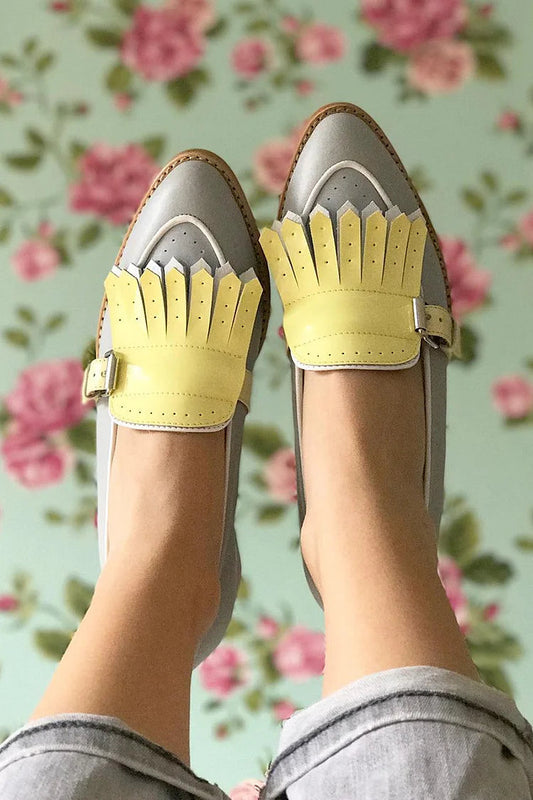 Colorblock Fringed Trim Pointed Toe Gray Loafers [Pre Order]