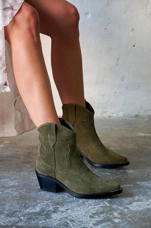 Stitch Detail Patchwork Pointed Toe Green Western Boots [Pre Order]