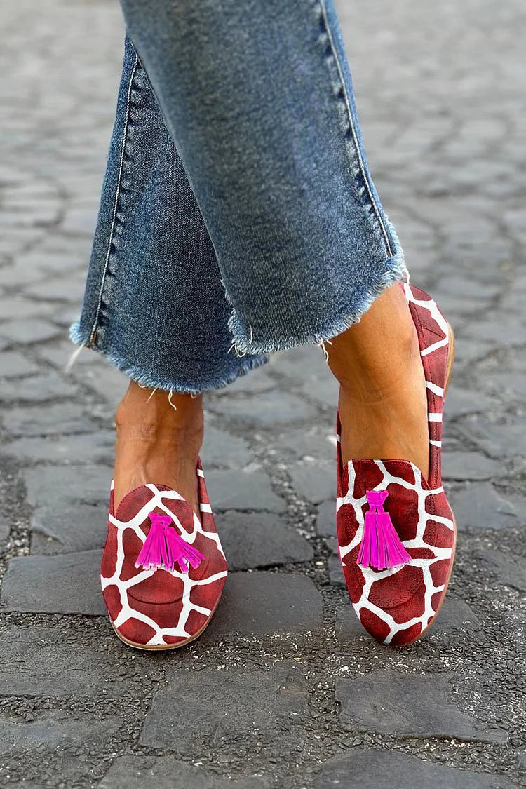 Giraffe Pattern Print Fringed Trim Casual Loafers