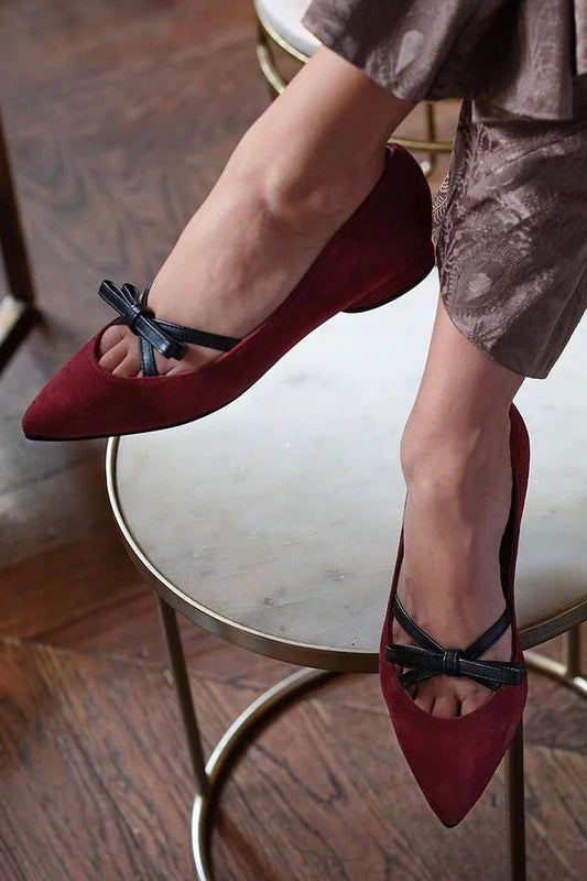 Colorblock Bow Decor Pointed Toe Burgundy Flats [Pre Order]