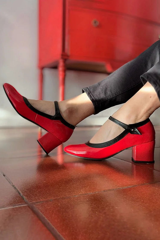 Instep Strap Buckle Contrast Trim Red Chunky Heels [Pre Order]