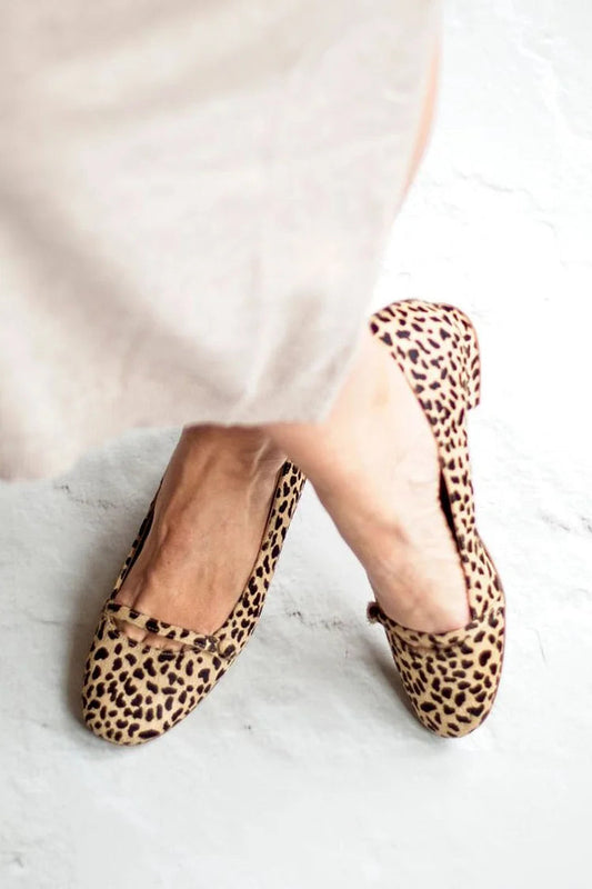 Leopard Print Instep Strap Decor Round Toe Beige Flats [Pre Order]