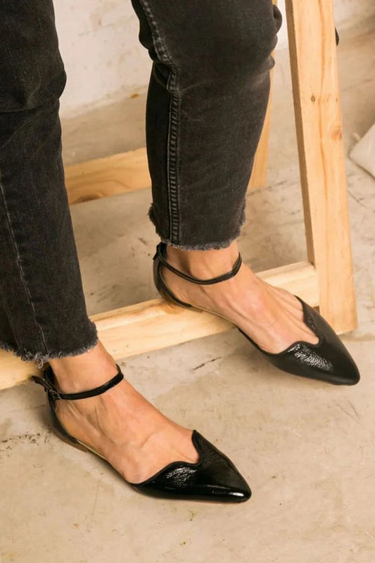 Ankle Strap Buckle Solid Color Pointed Toe Black Flats [Pre Order]