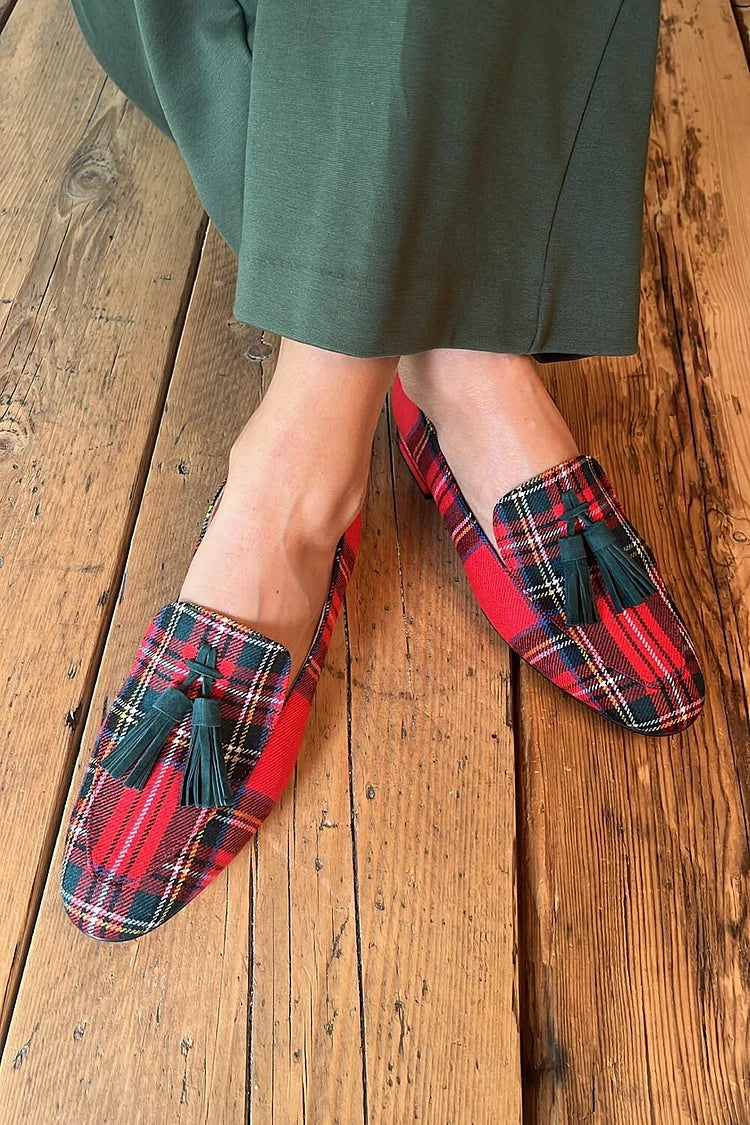 Tassels Decor Plaid Round Toe Red Loafers [Pre Order]