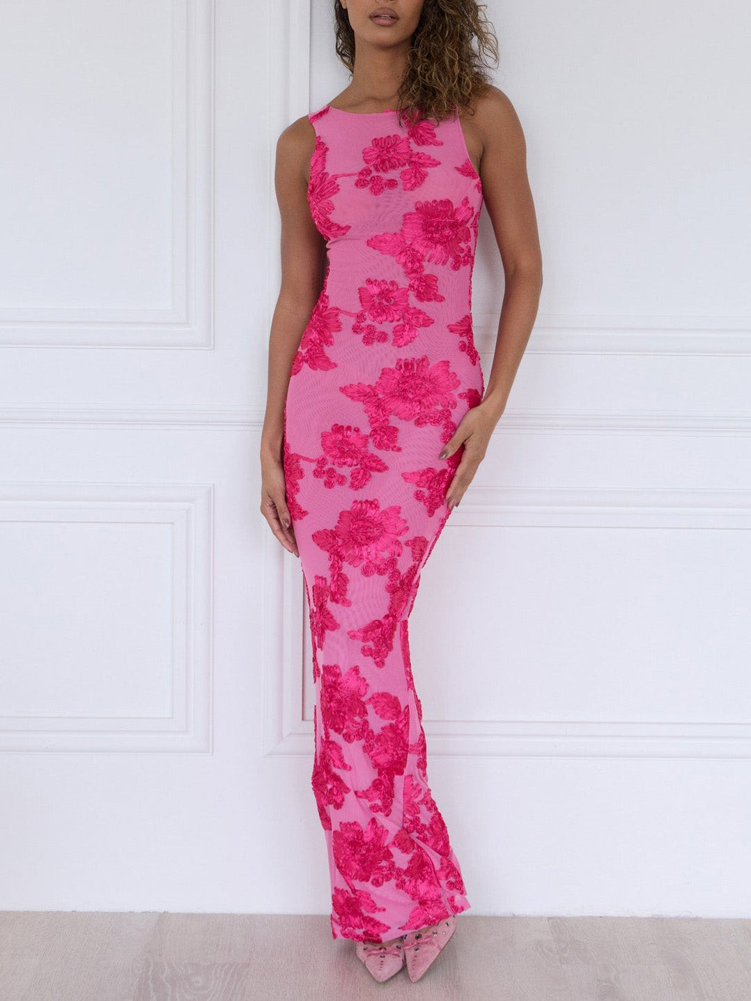 Elegant And Exquisite Floral Hip-hugging Maxi Dress