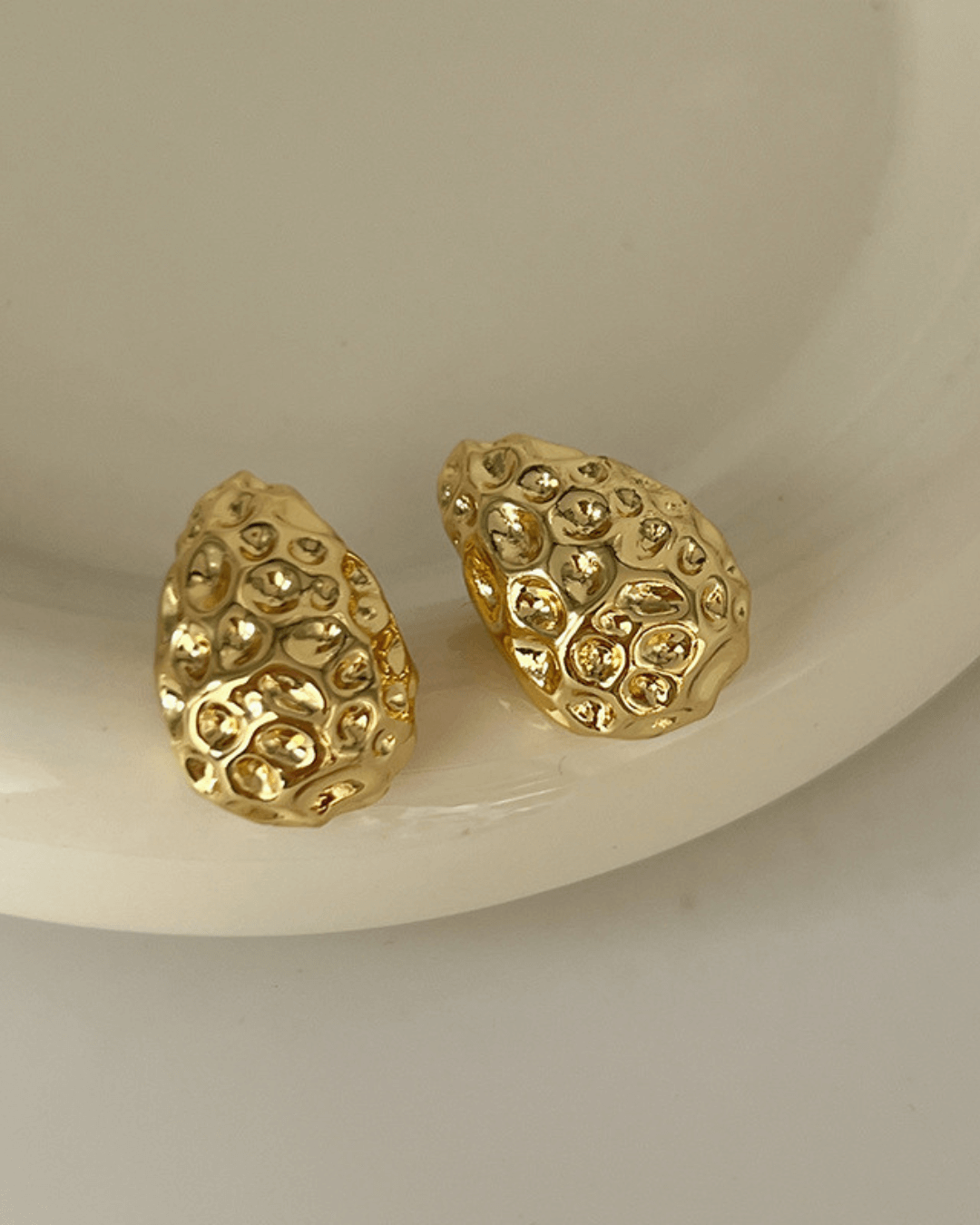 Pendientes De Aro Con Borde De Moda Chapados En Oro De 18 Quilates Oro