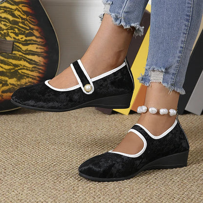 Contrast Trim Instep Strap Buckle Round Toe Velvet Flats