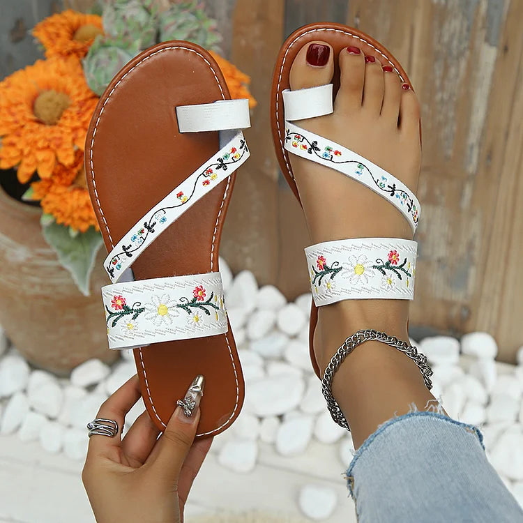 Casual Vacation Floral Embroidery Seam Toe Ring Slippers