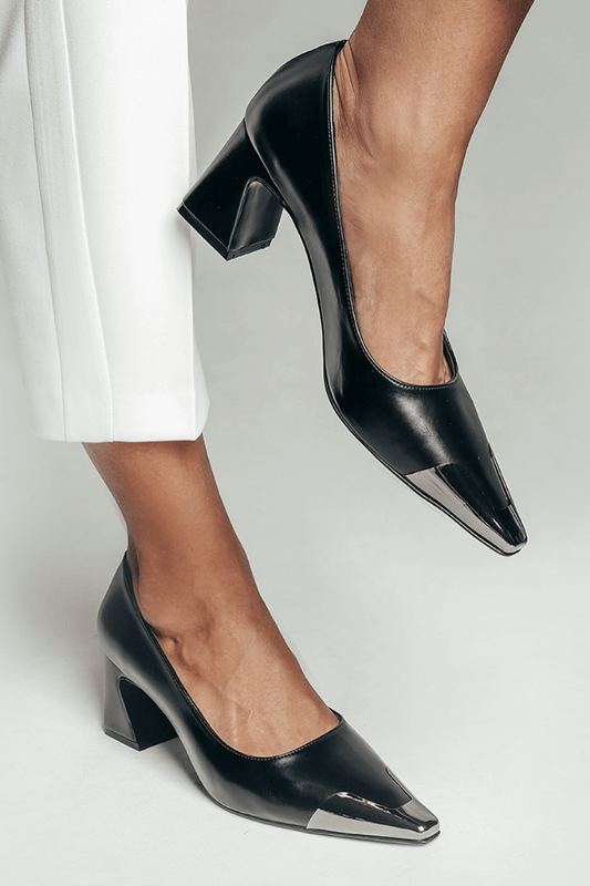 Glossy Black Pointed Toe Block Heel Shoes [Pre Order]