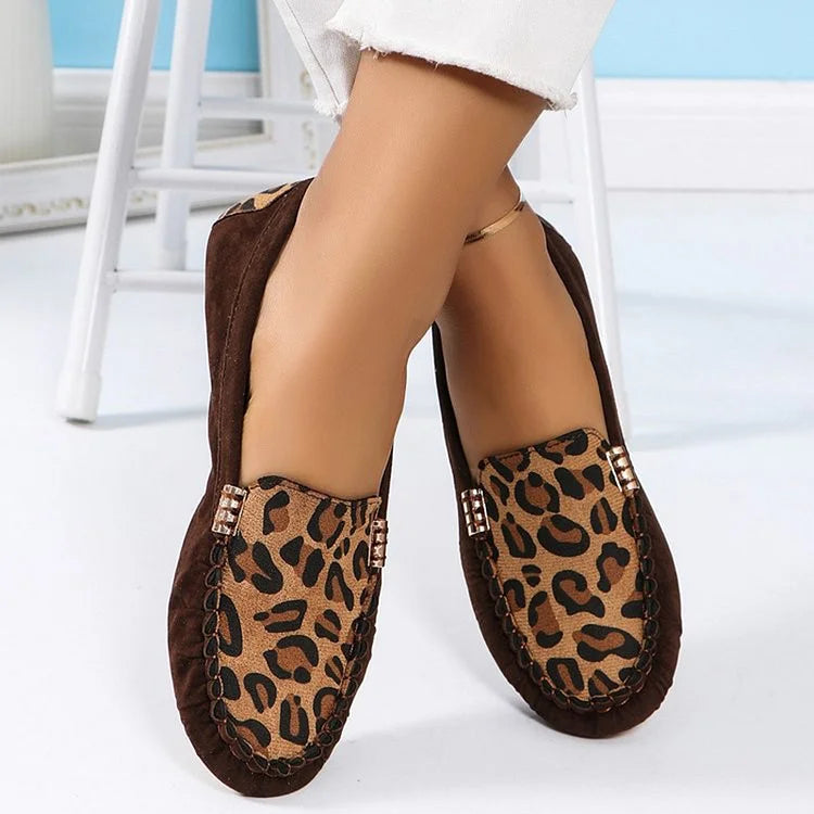 Leopard Print Patchwork Metal Decor Stitch Round Toe Loafers