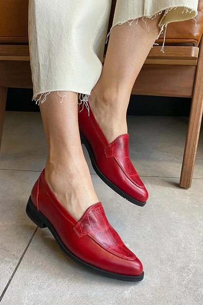 Crocodile Print Patchwork Pointed Toe Red Loafers [Pre Order]