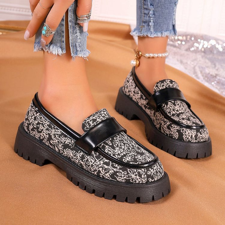 Allover Print Patchwork Round Toe Platform Muffin Loafers