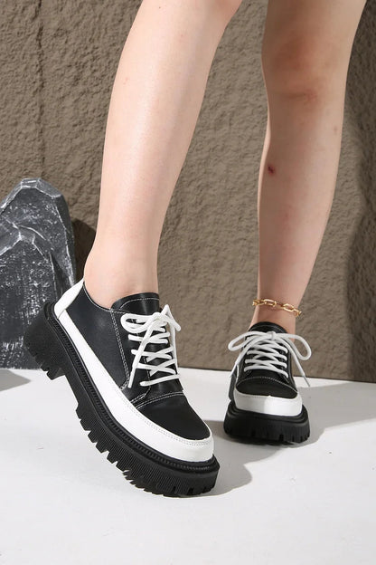 Colorblock Round Toe Chunky Heel Lace Up Casual Sneakers