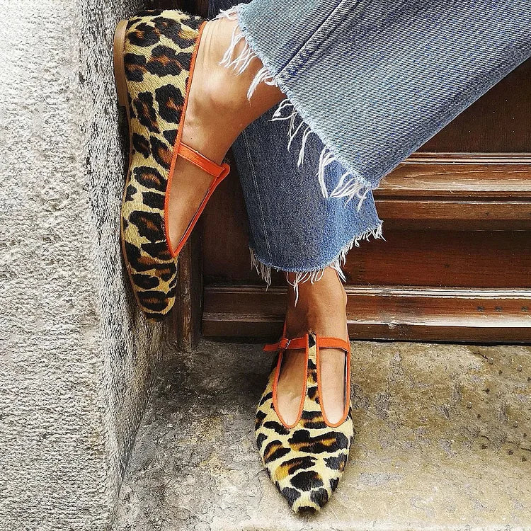 Leopard Pattern Hollow Out T-Strap Pointy Toe Flats