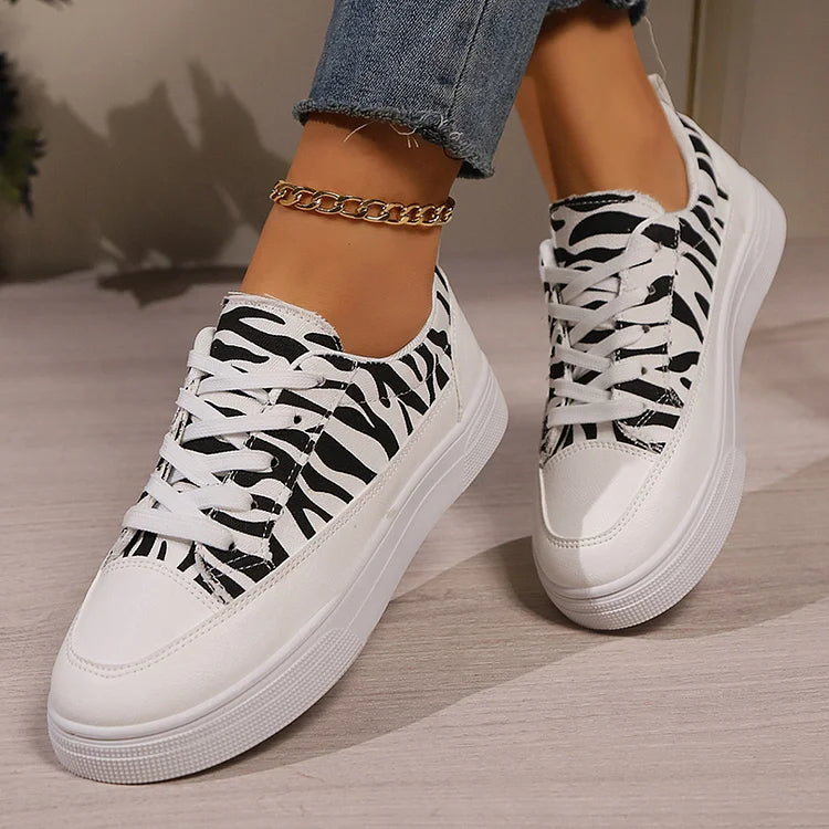 Zebra Print Patchwork Round Toe Casual Lace Up Sneakers