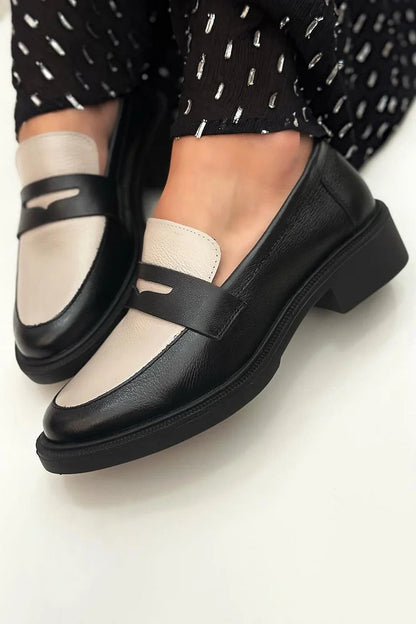 Round Toe Colorblock Chunky Heel Black Loafers [Pre Order]