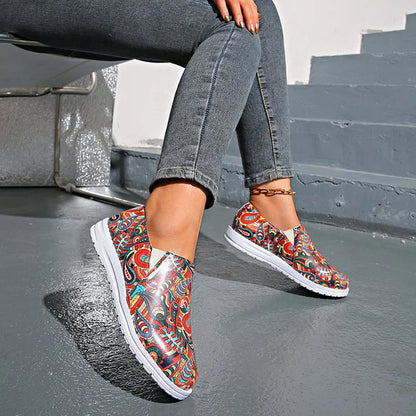 Multicolor Tribal Pattern Print Round Toe Slip On Loafers