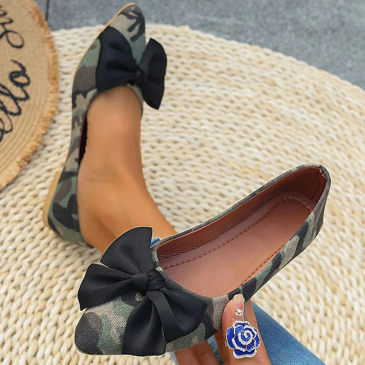 Bow Decor Camouflage Print Pointed Toe Slip On Flats