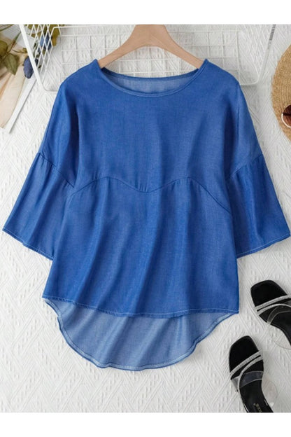 Blusa ampia con scollo a giro e maniche corte 