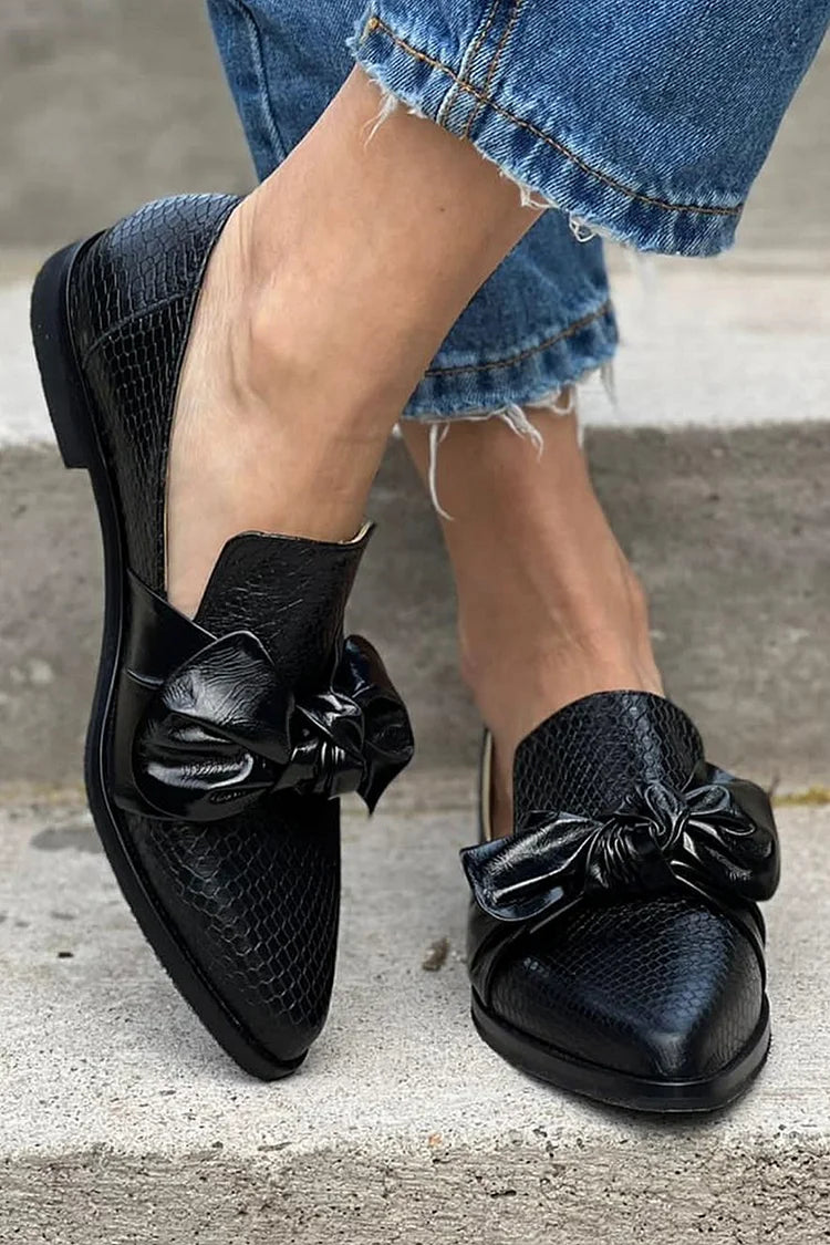 Snakeskin Print Bow Knotted Pointy Toe Slip On Black Loafers