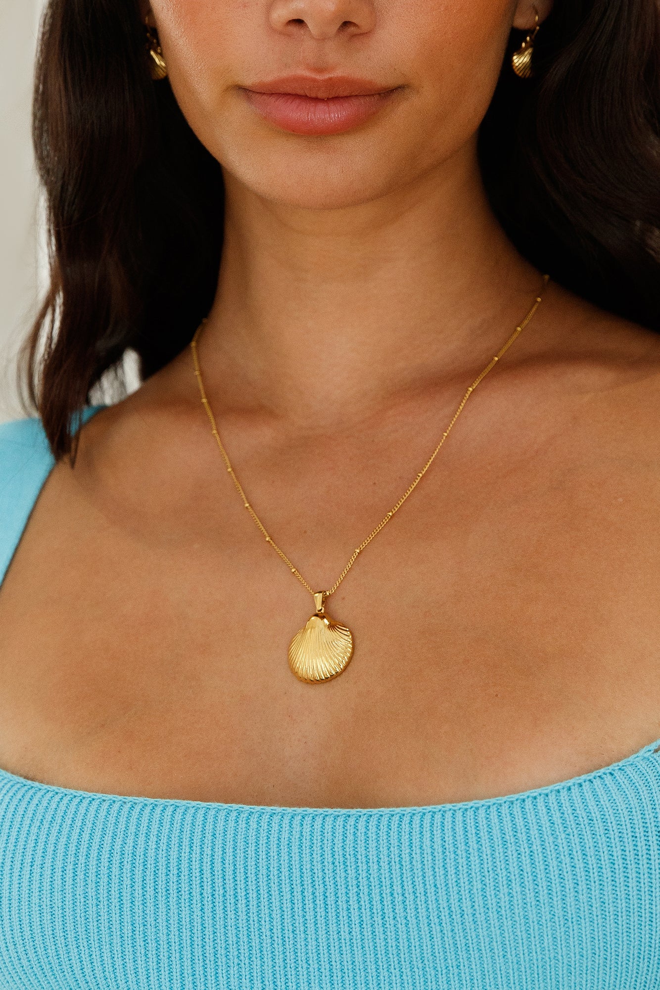 18k Gold Plated Seashell Island Necklace Gold
