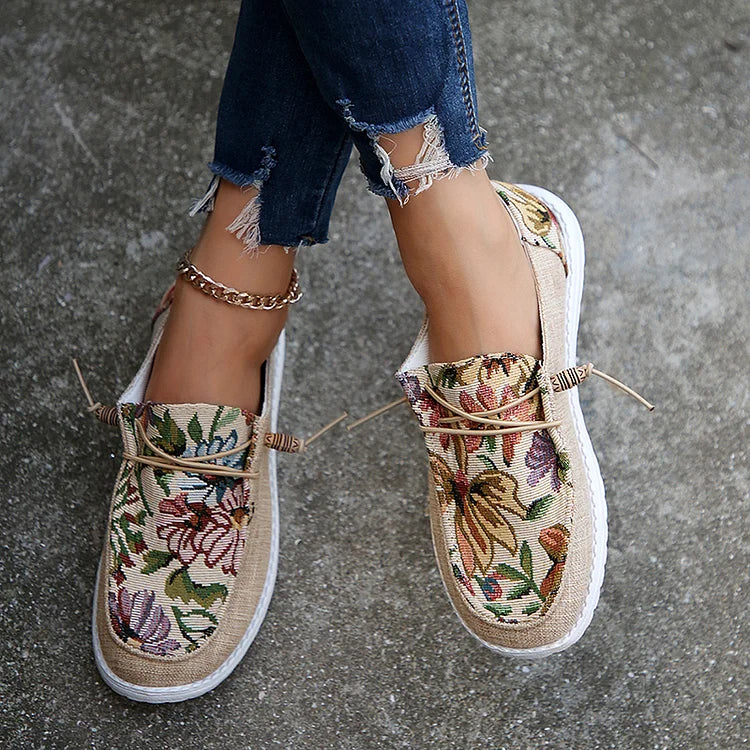 Colorful Geometric Pattern Round Toe Lace Up Sneakers