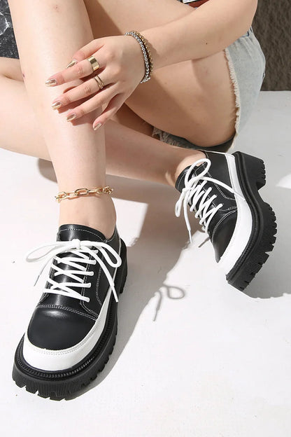 Colorblock Round Toe Chunky Heel Lace Up Casual Sneakers