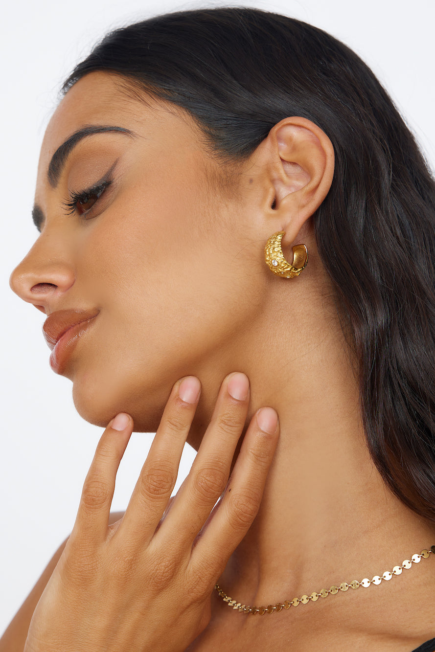 18k Gold Cliff Side Earrings Gold