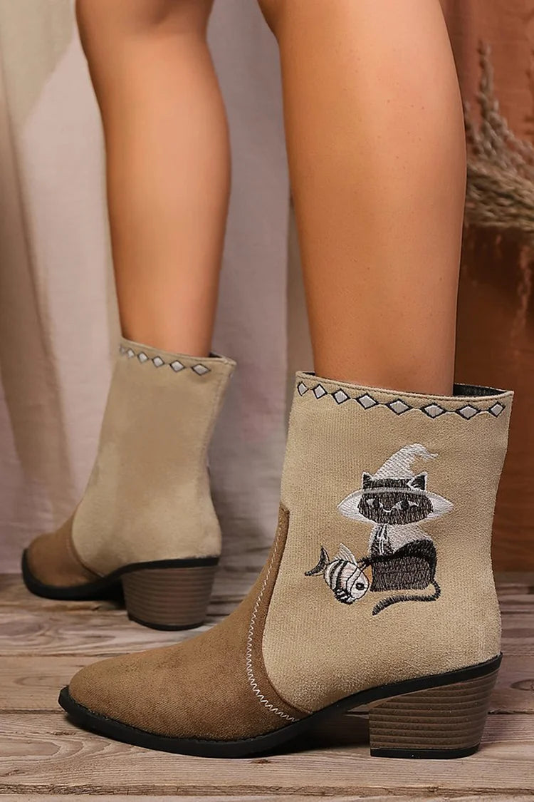 Colorblock Pointed Toe Cat Fish Pattern Embroidery Ankle Boots