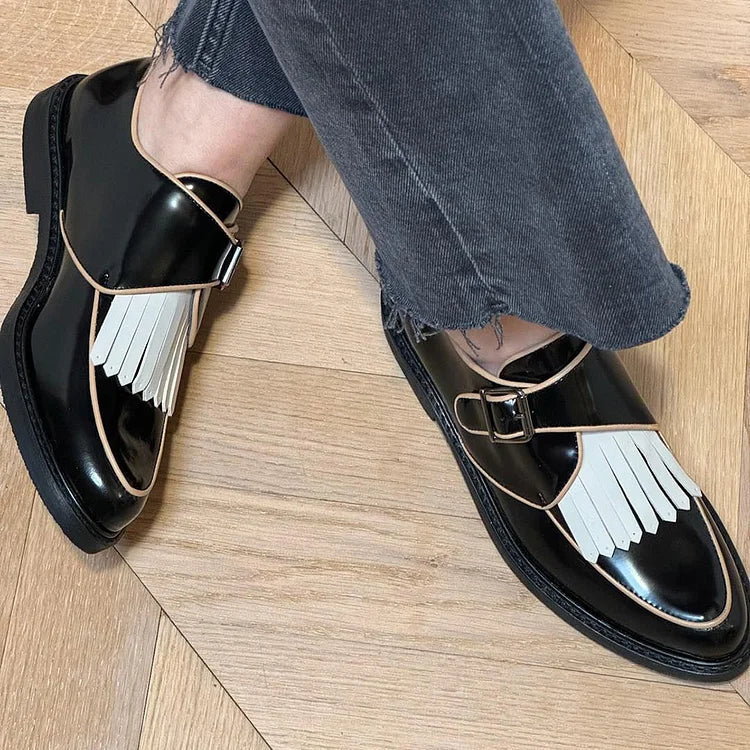 Contrast Color Fringed Trim Pointed Toe Black Oxfords [Pre Order]