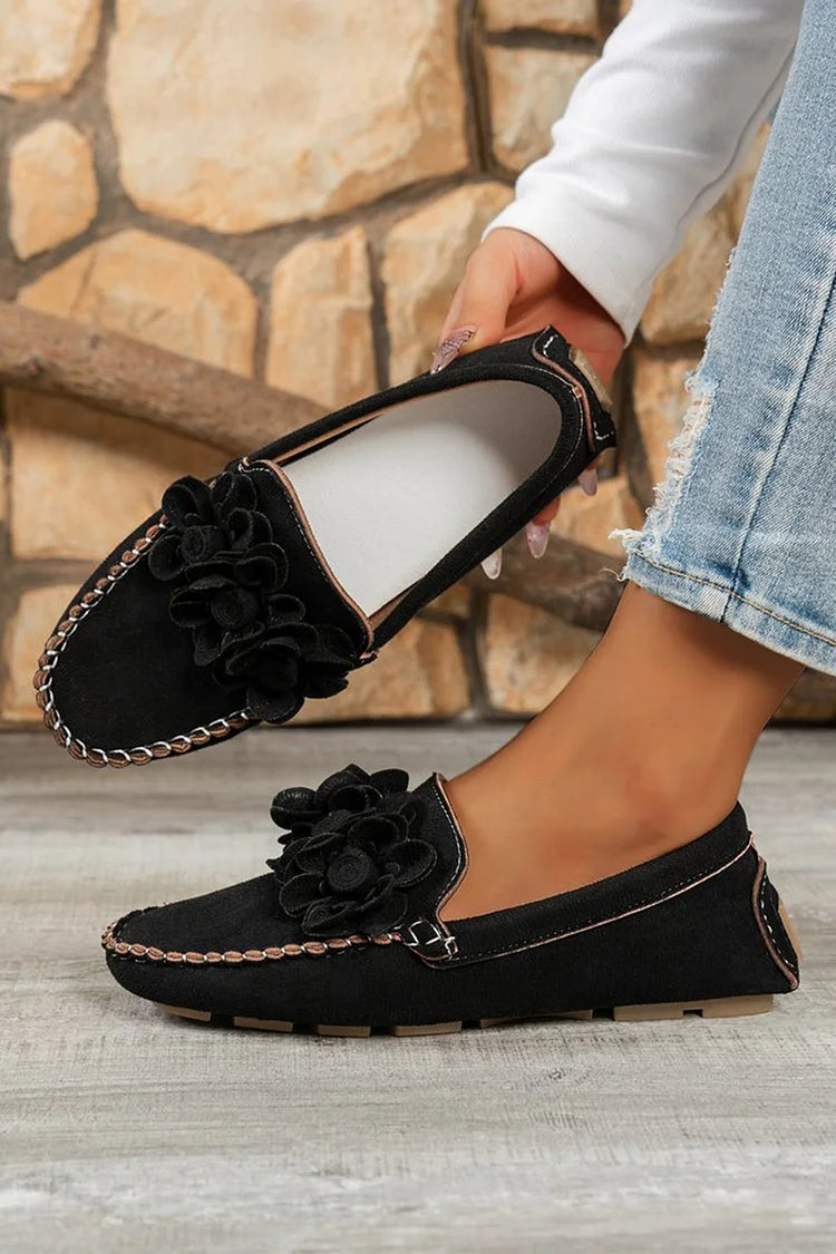 3D Flower Decor Round Toe Solid Color Stitch Detail Loafers