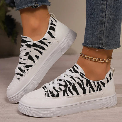 Zebra Print Patchwork Round Toe Casual Lace Up Sneakers