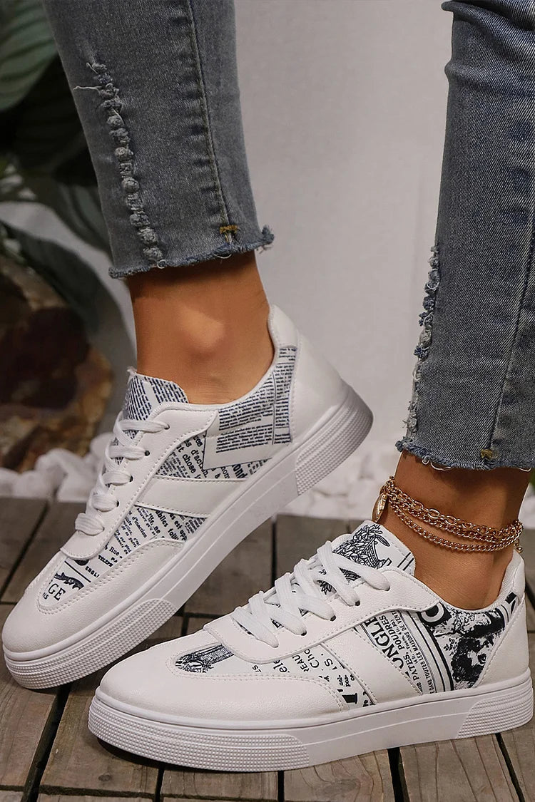 Colorblock Pattern Print Round Toe Lace Up Sneakers