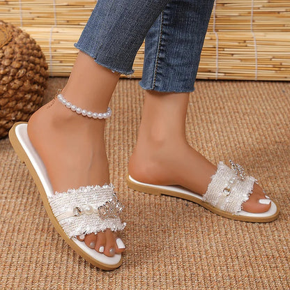 Frayed Trim Rhinestone Crown Pearl Decor Round Toe Chic Slippers