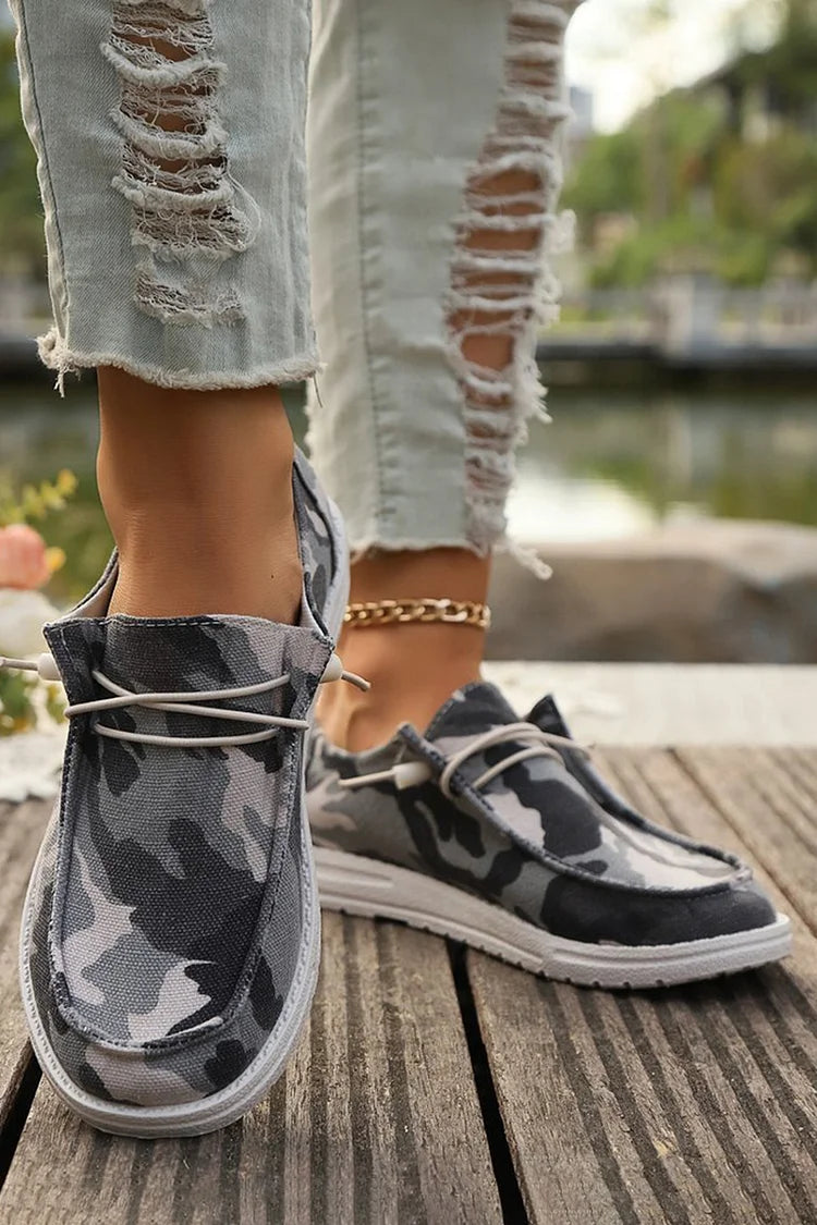 Camouflage Print Round Toe Casual Lace Up Canvas Sneakers