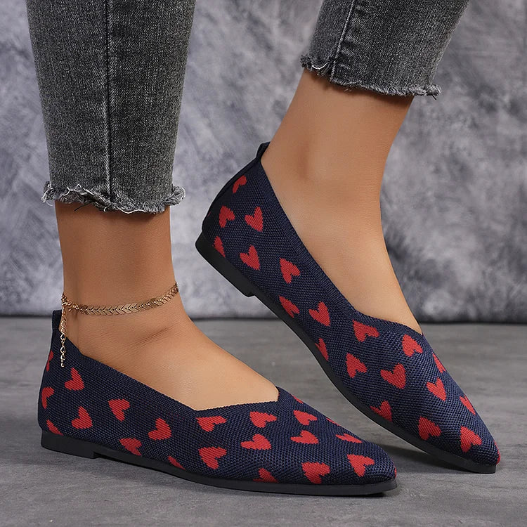 Colorblock Heart Pattern Pointed Toe Slip On Flats