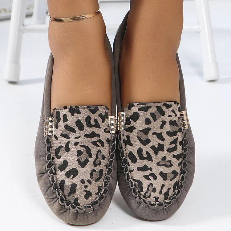 Leopard Print Patchwork Metal Decor Stitch Round Toe Loafers