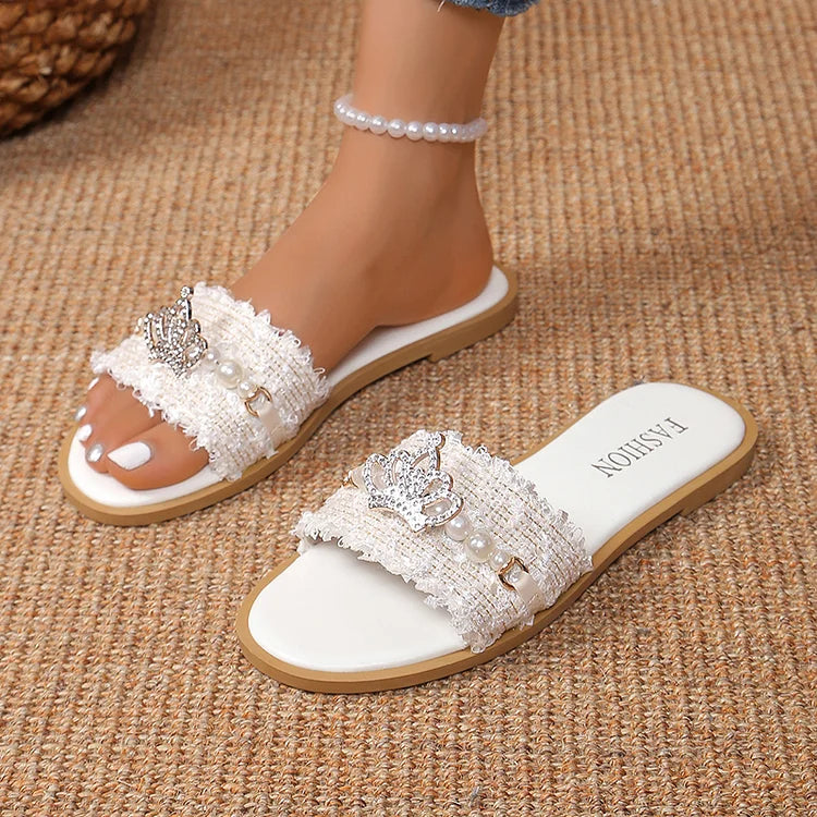 Frayed Trim Rhinestone Crown Pearl Decor Round Toe Chic Slippers