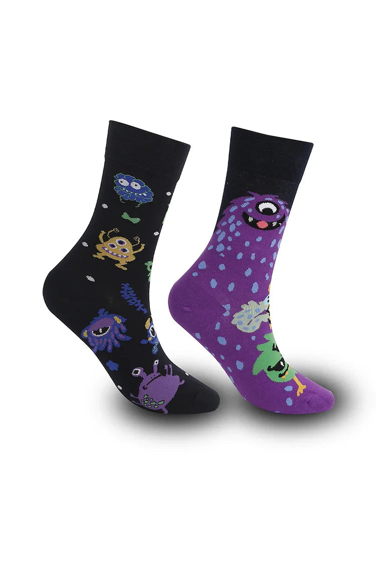 Calcetines de media pantorrilla con estampado geométrico de calaveras asimétrico y multicolor para Halloween 