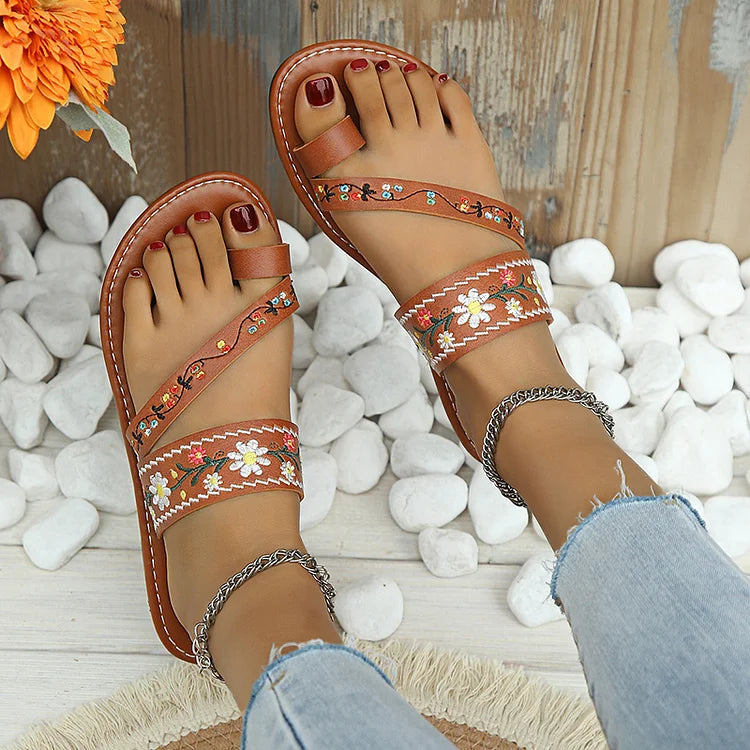 Casual Vacation Floral Embroidery Seam Toe Ring Slippers