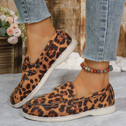 Butterfly Print Patchwork Round Toe Casual Loafers