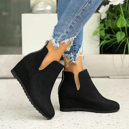 V Cut Solid Color Round Toe Wedge Heel Slip On Ankle Boots