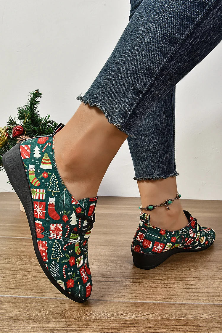 Christmas Trees Gifts Print Round Toe Lace Up Casual Shoes