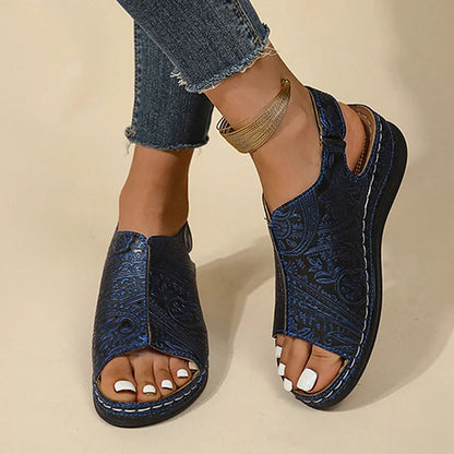 Textured Tribal Pattern Open Toe Slingback Sandals