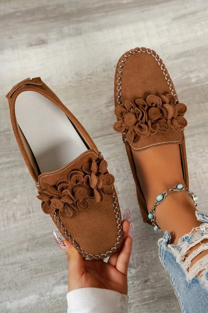 3D Flower Decor Round Toe Solid Color Stitch Detail Loafers