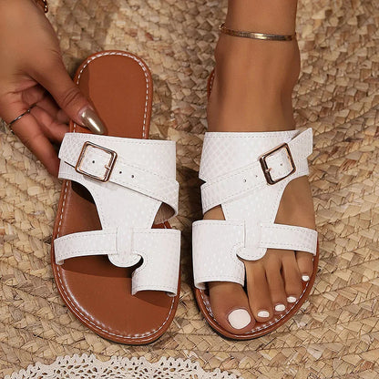 Rhombus Pattern Cut Out Belt Buckle Seam Toe Ring Slippers