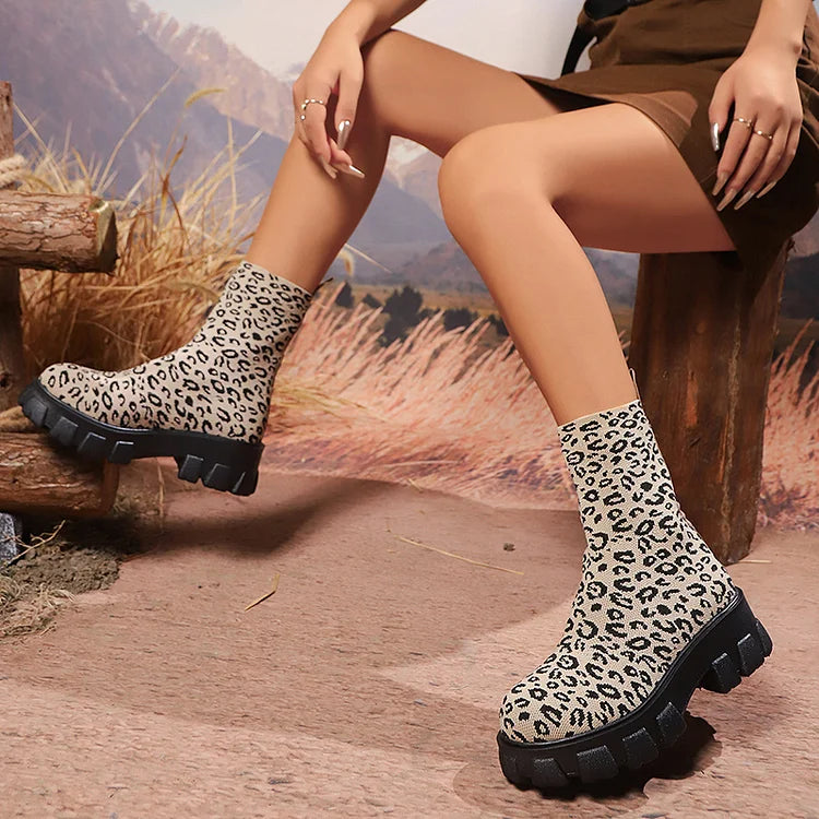 Knitted Leopard Pattern Round Toe Pull On Mid Boots